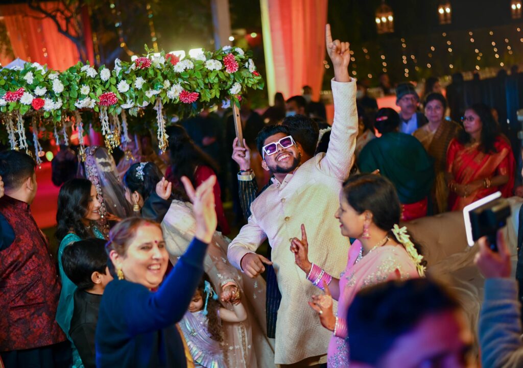 candid wedding photographer