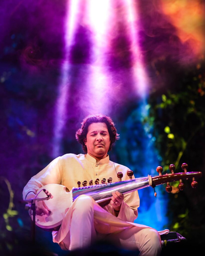 ayaan ali bangash performing live at ragas by the river