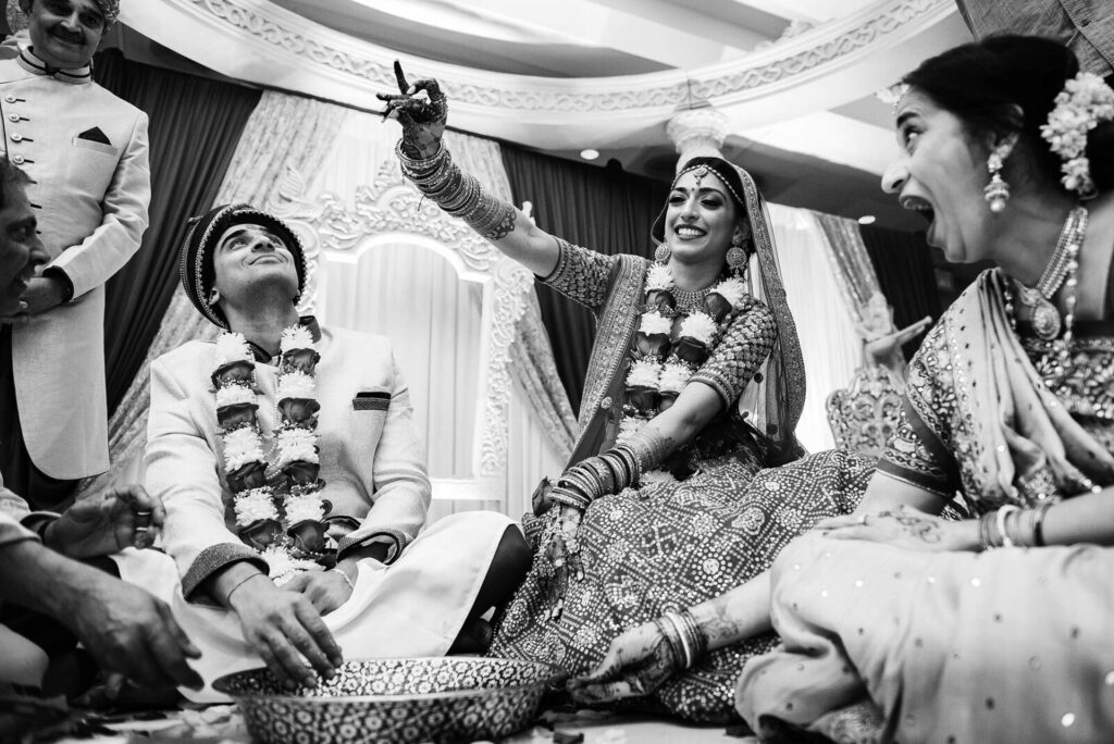 gujrati wedding shot by photosynthesis photography services faridabad